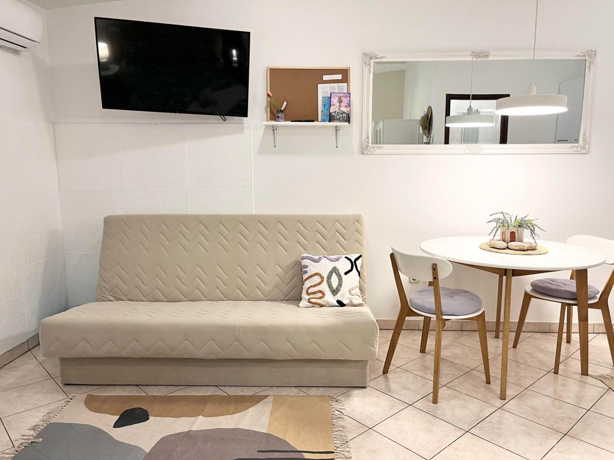 Biba Apartments Pula Exterior photo